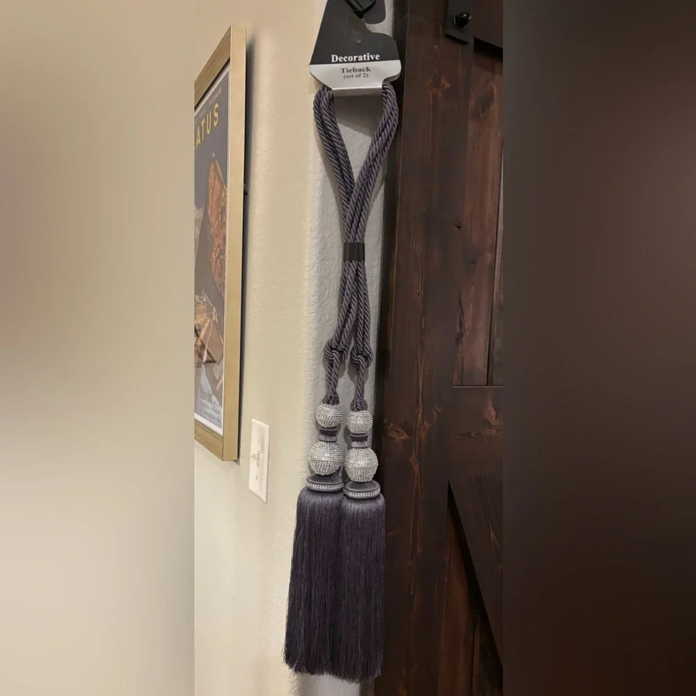 ❗️FINAL❗️NWT Elegant Gray Tassel Tie Back Set of 2 Decor by Vatican Home